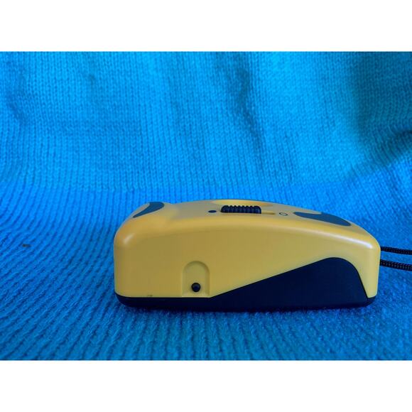 Lifelong yellow 35mm Plastic Camera - Picture 8 of 8